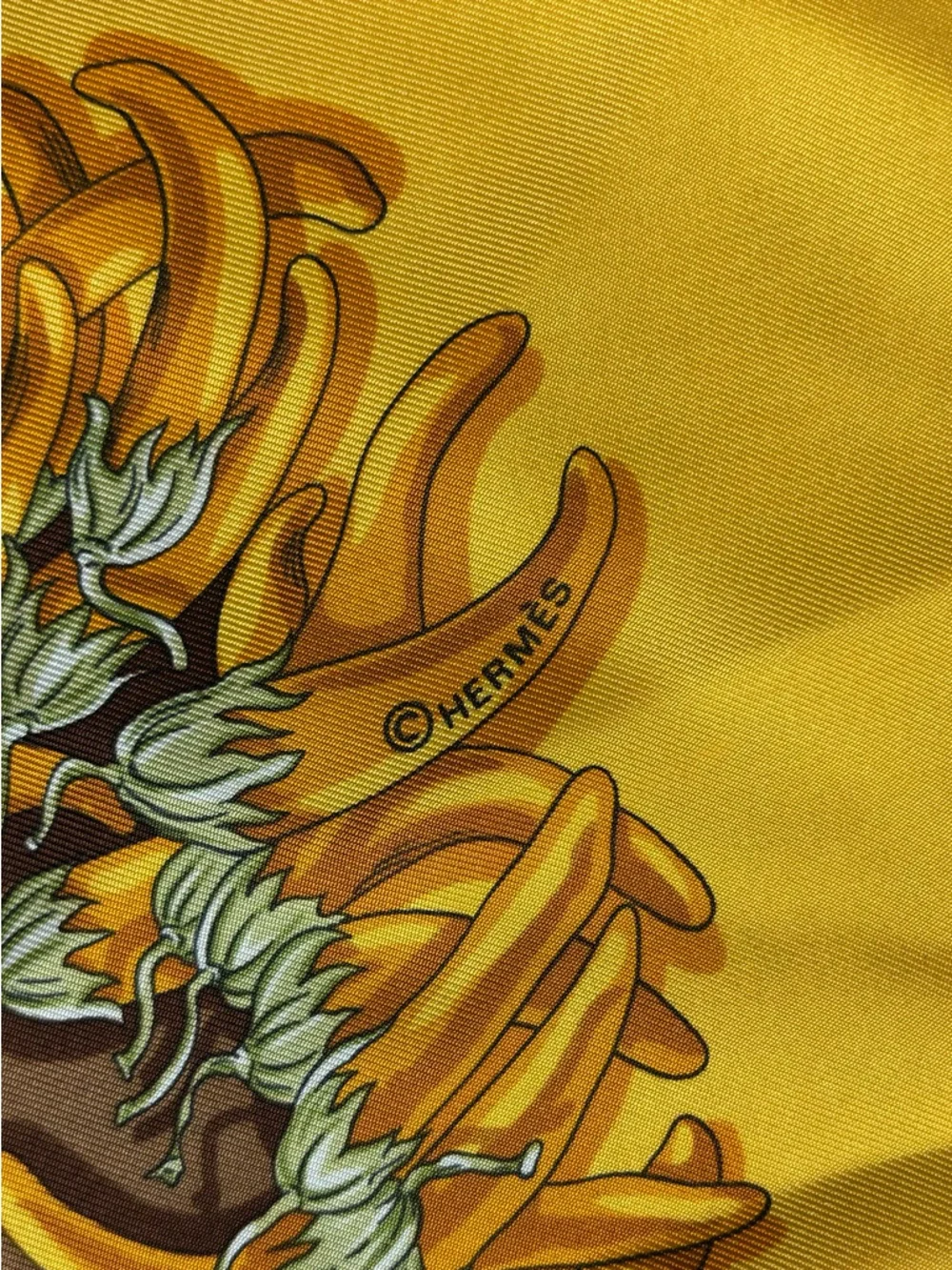 Hermes Aux Pays des Espices Gold Tone 90 Silk Scarf - Picture 9 of 11